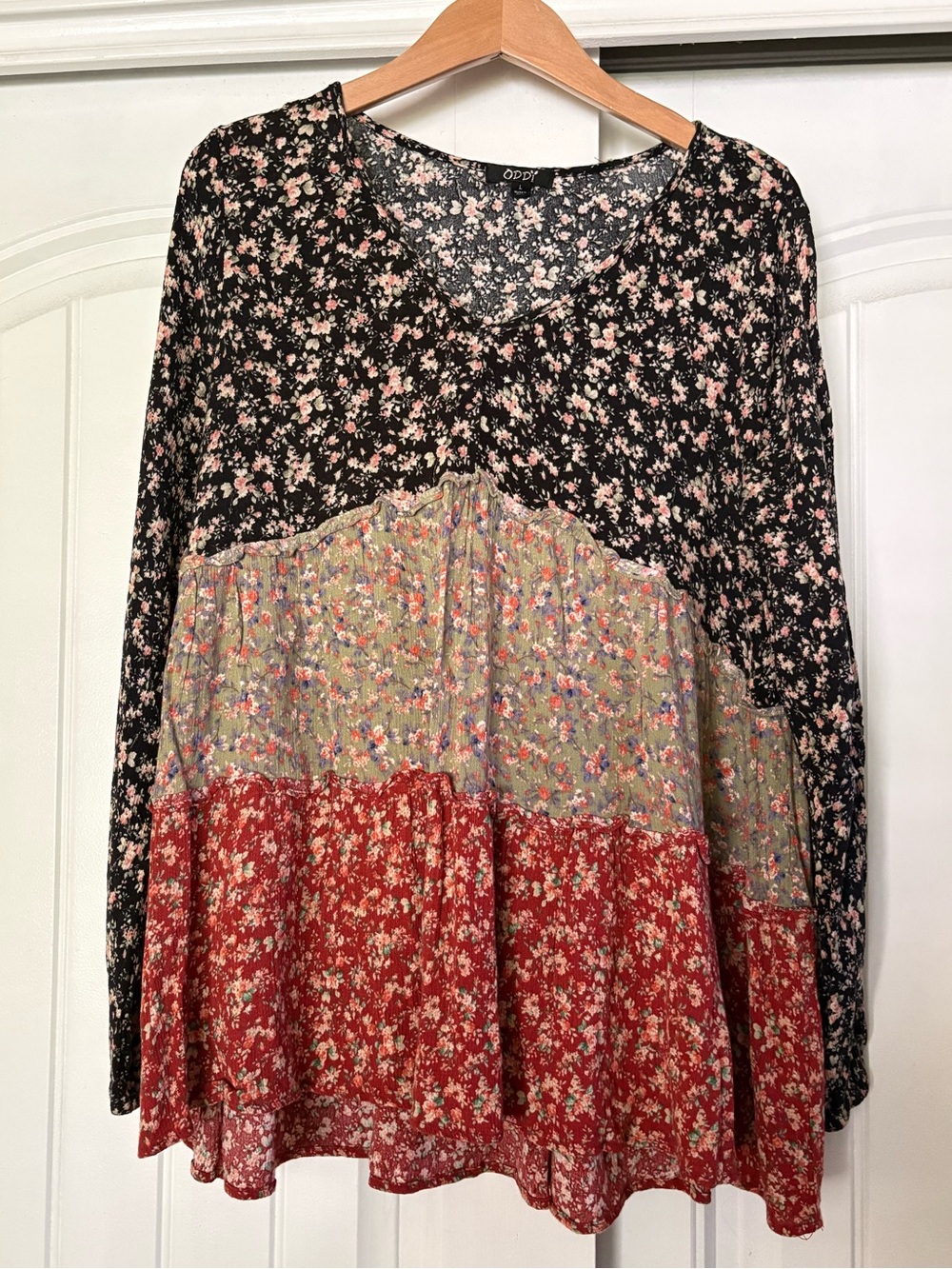 Women’s Floral Boutique Blouse